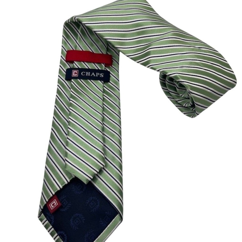 Chaps Men's Green Striped Silk Tie‎ Classic Width Hand-Stitched